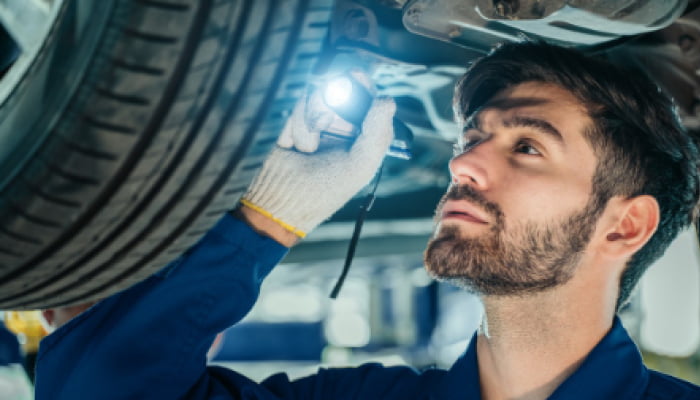 10 Signs Your Car Needs Immediate Engine Repair